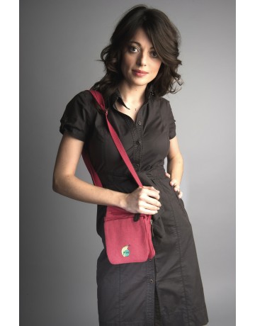 https://www.terredechanvre.com/1079-thickbox/sacs-toile-chanvre-coton-bio-naturellementecologique-bandouliere-cuir-sac-bio-naturel-salons.jpg