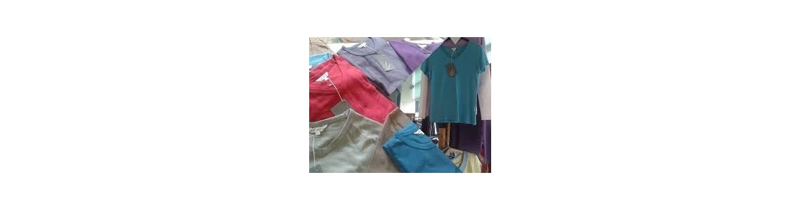 ⿇ TEE-SHIRTS
